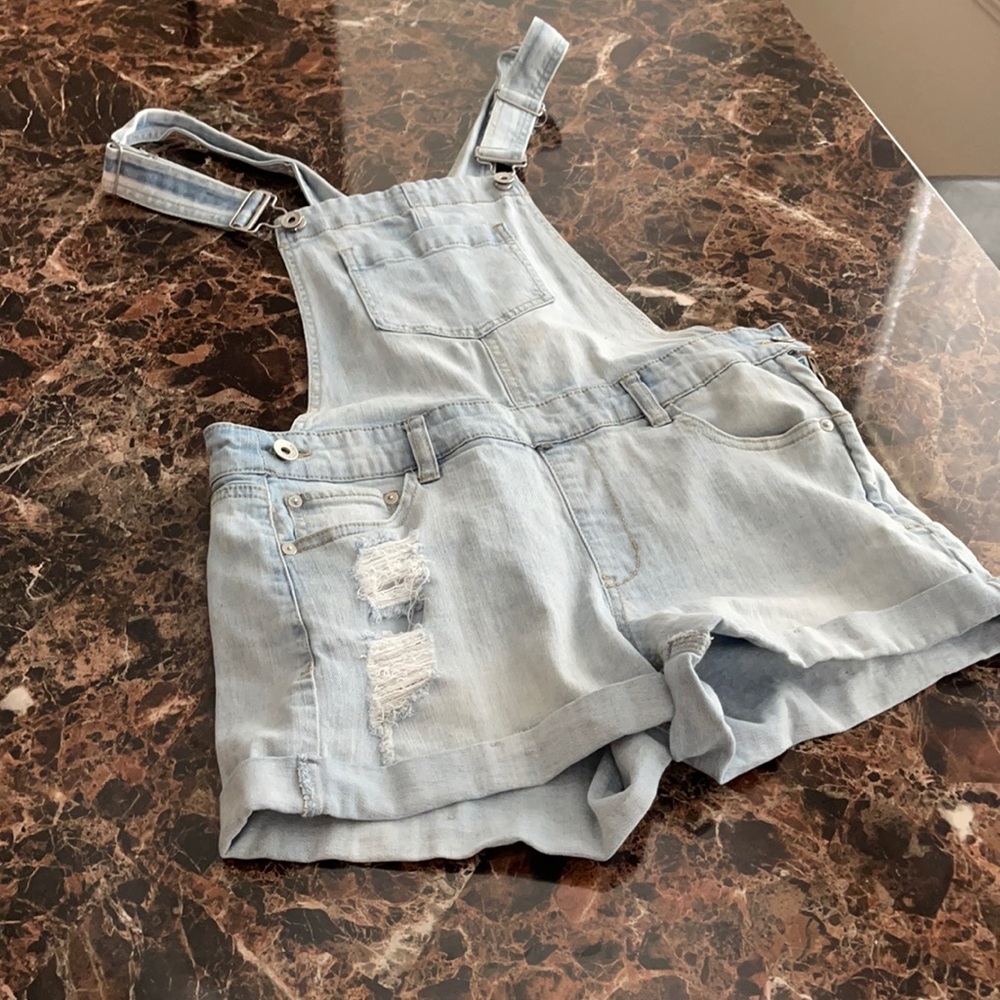 Denim overall shorts size 11
